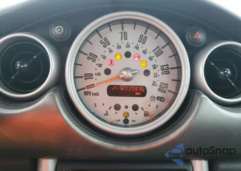 2006 Mini Cooper S z USA, uszkodzony, nr VIN WMWRE33556TL19058